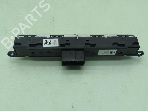 Switch RENAULT MEGANE IV Hatchback (B9A/M/N_) 1.3 TCe 140 (B9NB) | BP31929521I30