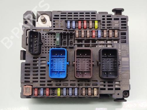 Zekeringkast PEUGEOT 508 SW I (8E_) 2.0 HDi (163 hp) 29924422