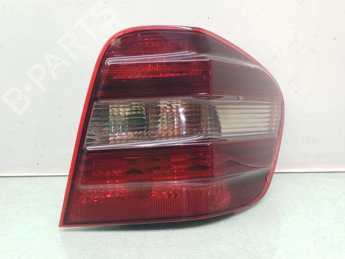 Used Right taillight Right taillight MERCEDES-BENZ M-CLASS (W164) ML 350 CDI 4-matic (164.122) (224 hp) 34693600 34693600