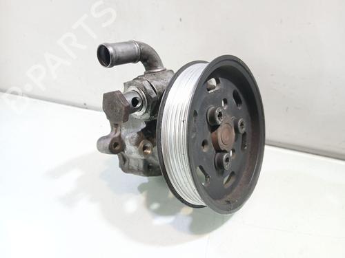 Styring servopumpe Styring servopumpe VW TRANSPORTER T5 Van (7HA, 7HH, 7EA, 7EH) 1.9 TDI (85 hp) 33855615 33855615