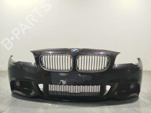 Used Front bumper BMW 5 Touring (F11) 530 d xDrive (258 hp) 28022674