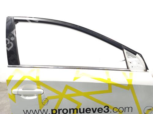 Right front door TOYOTA AURIS Estate (_E18_) 1.8 Hybrid (ZWE186_, ZWE186R, ZWE186H) | BP29967833C3