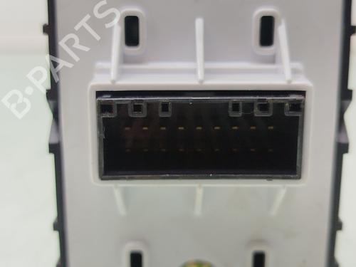 Left front window switch KIA STONIC (YB) 1.0 T-GDi | BP37264240I27 - Image 3