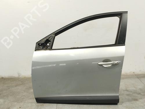 Used Left front door RENAULT MEGANE III Hatchback Van (BZ_) 1.5 dCi (BZ0D, BZ1G, BZ1F, BZ1M, BZ1W, BZ0R, BZ10) (110 hp) 30835492