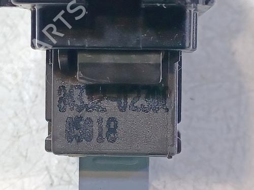 Warning switch TOYOTA AURIS (_E18_) 1.8 Hybrid (ZWE186_, ZWE186R) | BP32043601I22 - Image 5