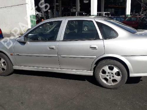 Right headlight OPEL VECTRA B (J96) 1.8 i 16V (F19) | BP2818394C29 
