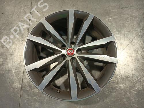 rim-jaguar-f-pace-x761-2015-36320299 main image