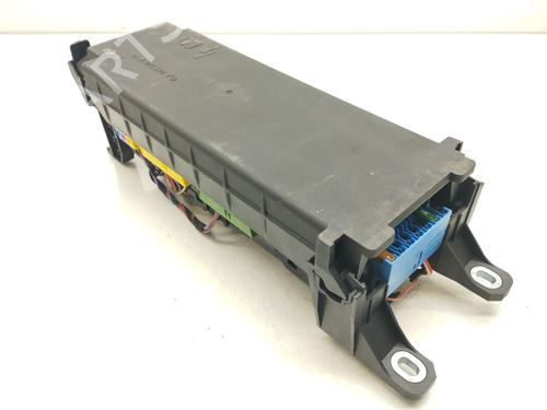 Used Fuse box MERCEDES-BENZ VITO Van (W447) 114 CDI (447.601, 447.603, 447.605) (136 hp) 17765963
