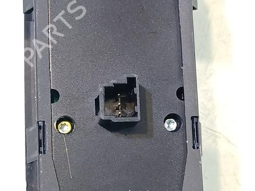 Left front window switch MERCEDES-BENZ GLA-CLASS (X156) GLA 200 CDI / d (156.908) | BP17723765I27 