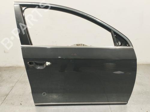 Used Right front door VW PASSAT B7 Variant (365) 1.6 TDI (105 hp) 26563188