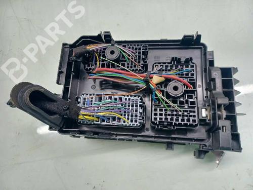 Fuse box OPEL ASTRA K (B16) | BP9968131E1