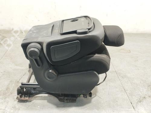 Right front seat PEUGEOT PARTNER Tepee 1.6 BlueHDi 120 | BP29544588C16 