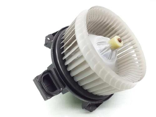 Used Heater blower motor FORD MONDEO V Hatchback (CE) 2.0 TDCi (150 hp) 15421689