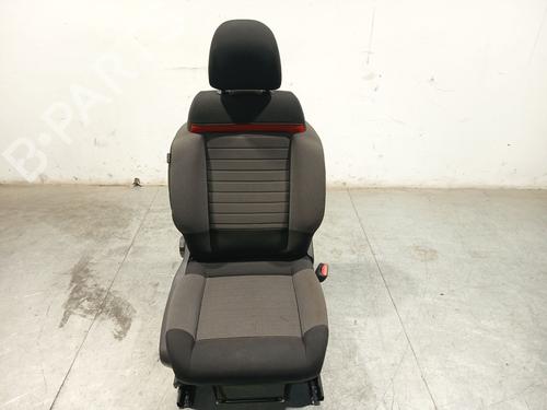 Used Right front seat Right front seat 38302312 38302312