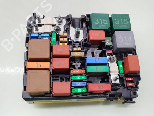 Used Fuse box Fuse box 38302000 38302000