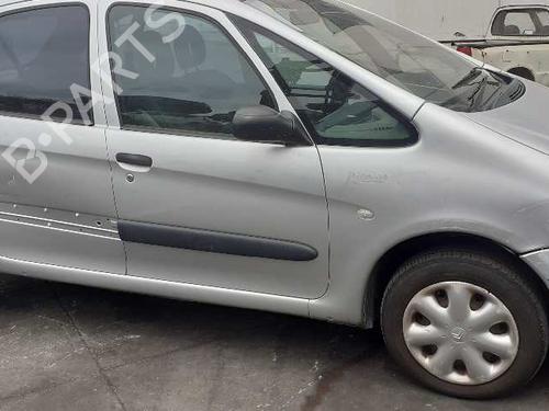 Left headlight CITROËN XSARA PICASSO (N68) 2.0 HDi | BP5584973C28 