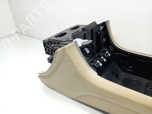 Armrest / Center console JAGUAR XF I (X250) 2.7 D | BP19406272I20 