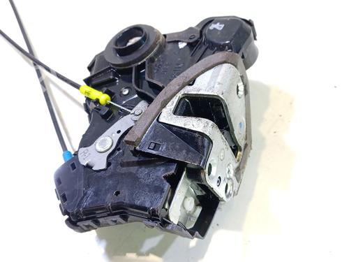 Used Front right lock TOYOTA AURIS (_E15_) 1.4 D-4D (NDE150_, NDE150R) (90 hp) 16716898