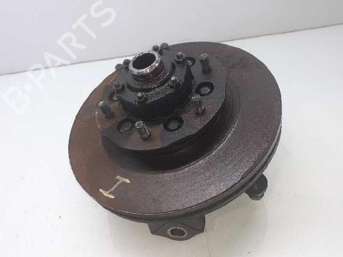 Used Left front steering knuckle NISSAN PICK UP (D22) 2.5 Di (133 hp) 7161437