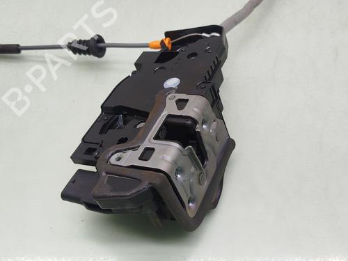 front-left-lock-mercedes-benz-gla-h247-2020-40107480 main image