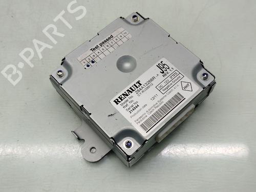 Used Electronic module RENAULT SCÉNIC III (JZ0/1_) 1.6 dCi (JZ00, JZ12) (130 hp) 32262051