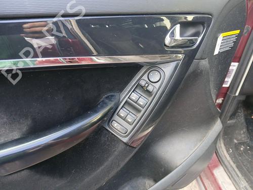 Fuse box CITROËN C4 Grand Picasso I (UA_) 1.6 HDi | BP30761916E1