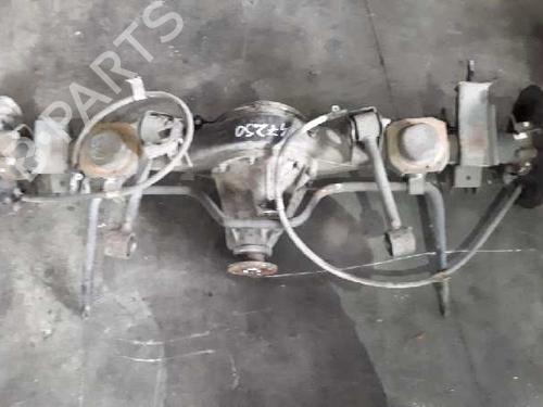 Used Rear axle FORD MAVERICK (UDS, UNS) 2.7 TD (100 hp) 1805089