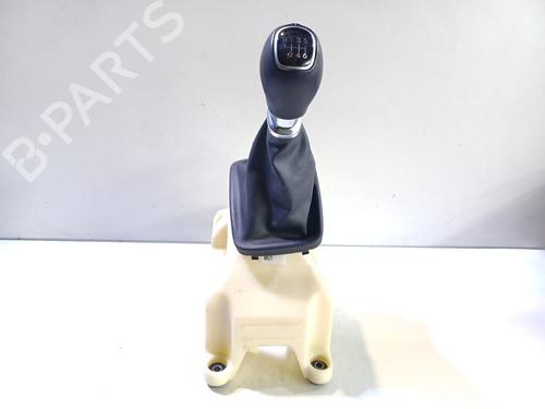 Gear lever KIA CARENS II MPV (FJ) 2.0 CVVT | BP16723089M90 