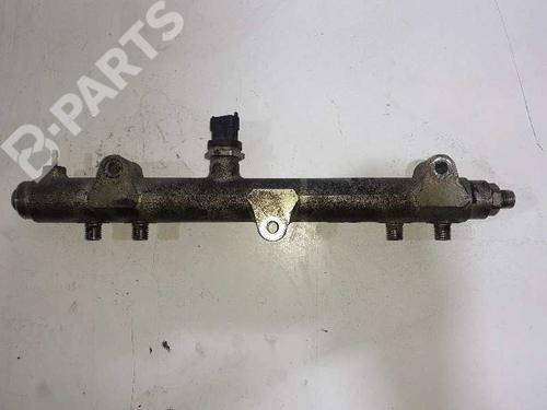Used Injection rail CHRYSLER VOYAGER IV (RG, RS) [1999-2008]  9116431