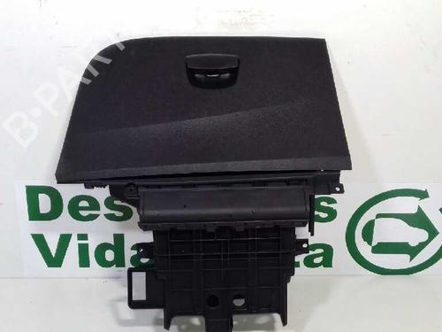 Used Glove box SEAT IBIZA IV (6J5, 6P1) 1.4 TDI (105 hp) 2522287