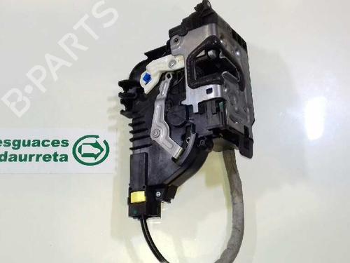 Høyre foran lås MERCEDES-BENZ VITO Van (W447) [2014-2025]  13047509