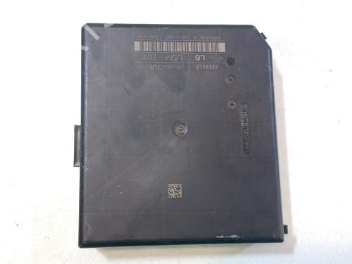Fuse box RENAULT MASTER III Van (FV) 2.3 dCi 110 FWD (FV0R, FV0W, FV1A) | BP35800909E1 - Image 3