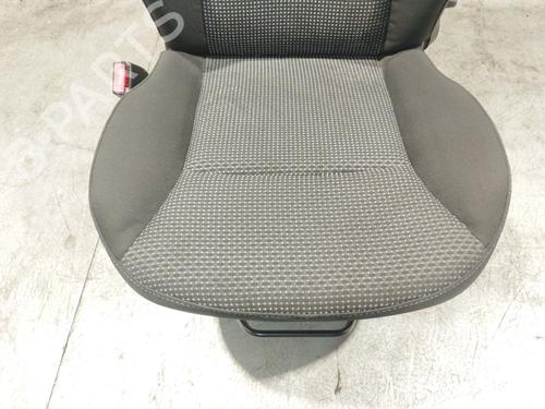 Left front seat MERCEDES-BENZ CITAN Box Body/MPV (W415) 109 CDI (415.601, 415.603, 415.605) | BP29748030C15 