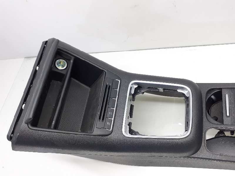 Armrest / Center console VW TIGUAN (5N_) 2.0 TDI 7161337 BParts