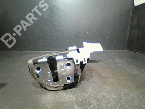 Used Rear left lock TOYOTA YARIS (_P13_) 1.0 (KSP130_, KSP130) (69 hp) 10766841