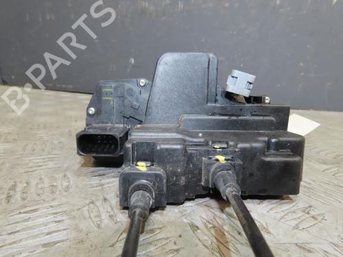 Used Front left lock CHEVROLET CAPTIVA (C100, C140) 2.0 D 4WD (150 hp) 27728971