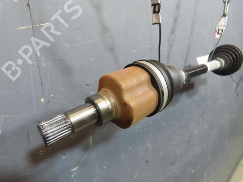 Used Left front driveshaft PEUGEOT 208 II (UB_, UP_, UW_, UJ_) 1.2 PureTech 100 (101 hp) 29494661