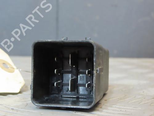 electronic-module-peugeot-3008-i-mpv-0u_-2009-2010-2011-2012-2013-2014-2015-2016-2017-23111808 main image