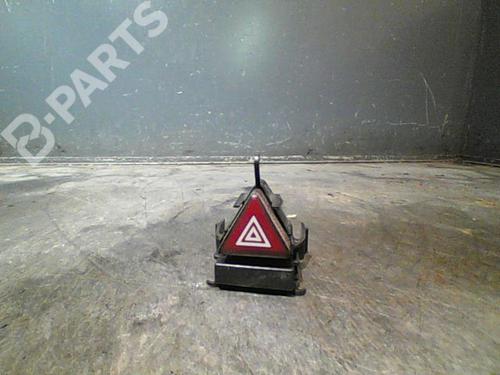 Used Warning switch MERCEDES-BENZ B-CLASS Sports Tourer (W245) B 180 CDI (245.207) (109 hp) 11210947
