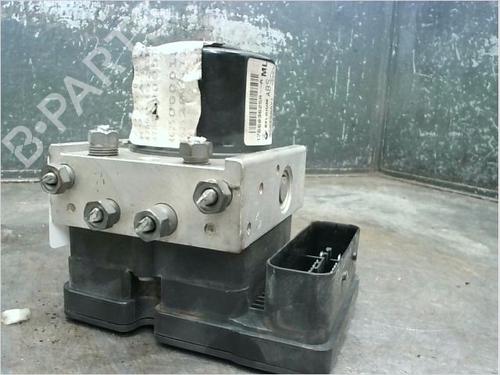 Used ABS pump RENAULT MEGANE III Grandtour (KZ0/1) 1.5 dCi (KZ09, KZ0D, KZ1G, KZ29, KZ14, KZ1W, KZ10, KZ1F,... (110 hp) 11932667