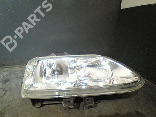 Used Right headlight RENAULT ESPACE III (JE0_) 2.2 dCi (JE0K) (130 hp) 11213680