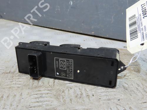 Used Left front window switch CITROËN C-CROSSER (VU_, VV_) 2.2 HDi (156 hp) 31030087