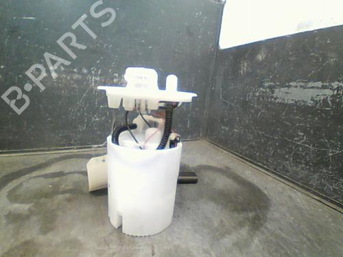 Bränslepump RENAULT TWINGO III (BCM_, BCA_) 1.0 SCe 70 (BCMB) (69 hp) 10757989