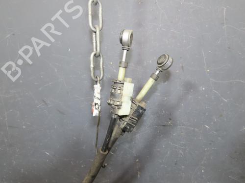 Used Gear lever Gear lever CITROËN C4 CACTUS 1.2 VTi 82 (82 hp) 33561740 33561740