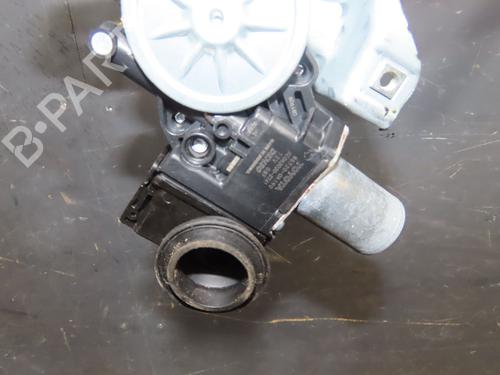 Rudehejsemekanisme ventre foran Rudehejsemekanisme ventre foran TOYOTA HILUX VIII Pickup (_N1_) 2.8 TD 4WD (GUN126) (204 hp) 36492920 36492920