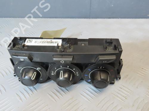 Climate control CITROËN C3 II (SC_) 1.4 HDi 70 (SC8HZC, SC8HR0, SC8HP4) | BP23113785I5 - Image 3