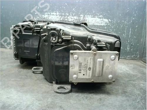 Used Right headlight AUDI A8 D3 (4E2, 4E8) 4.2 quattro (335 hp) 12128722