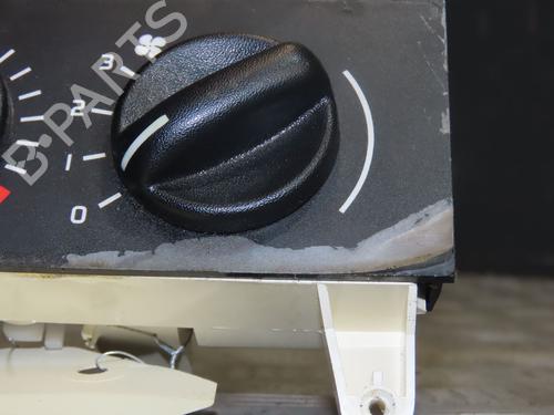 Used Climate control RENAULT CLIO I (B/C57_, 5/357_) 1.4 (B57J, C57J, B57P) (75 hp) 26898519