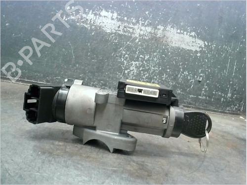 Used Ignition barrel CHEVROLET MATIZ (M200, M250) 0.8 (52 hp) 15046973