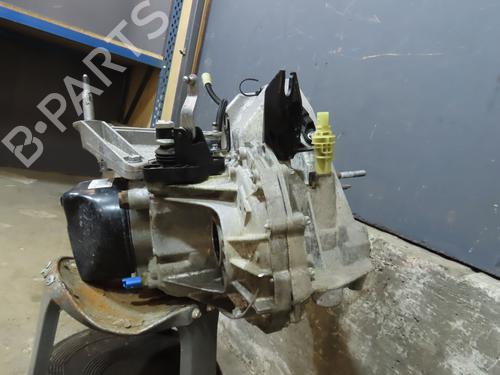 Used Gearbox DACIA SANDERO 1.5 dCi (75 hp) 21522711